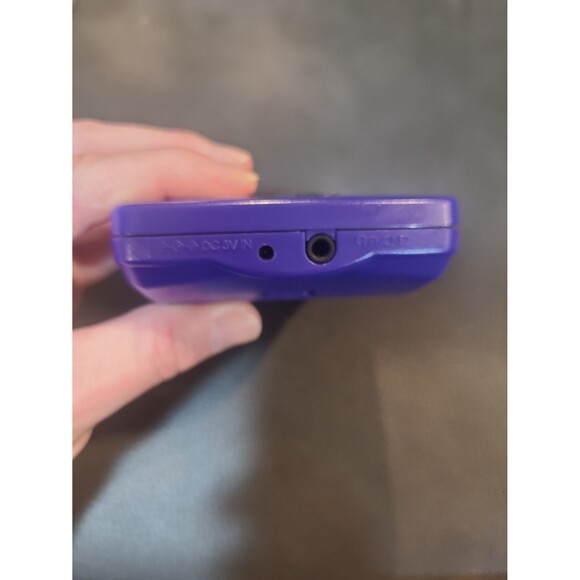 Nintendo Gameboy Color Handheld Console Grape Purple CGB-001 with Magnifier - Picture 7 of 12